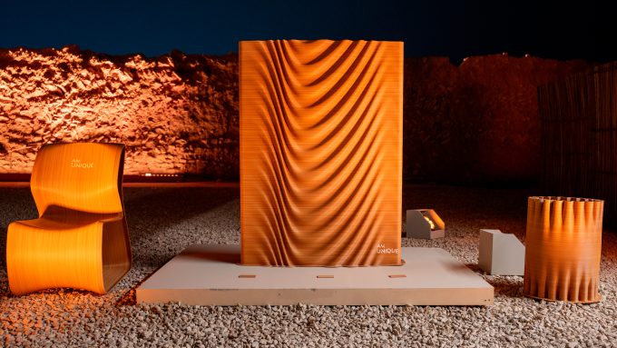 AM Unique transforms the desert into a Design Hub: furniture manufacturing with Heron AM